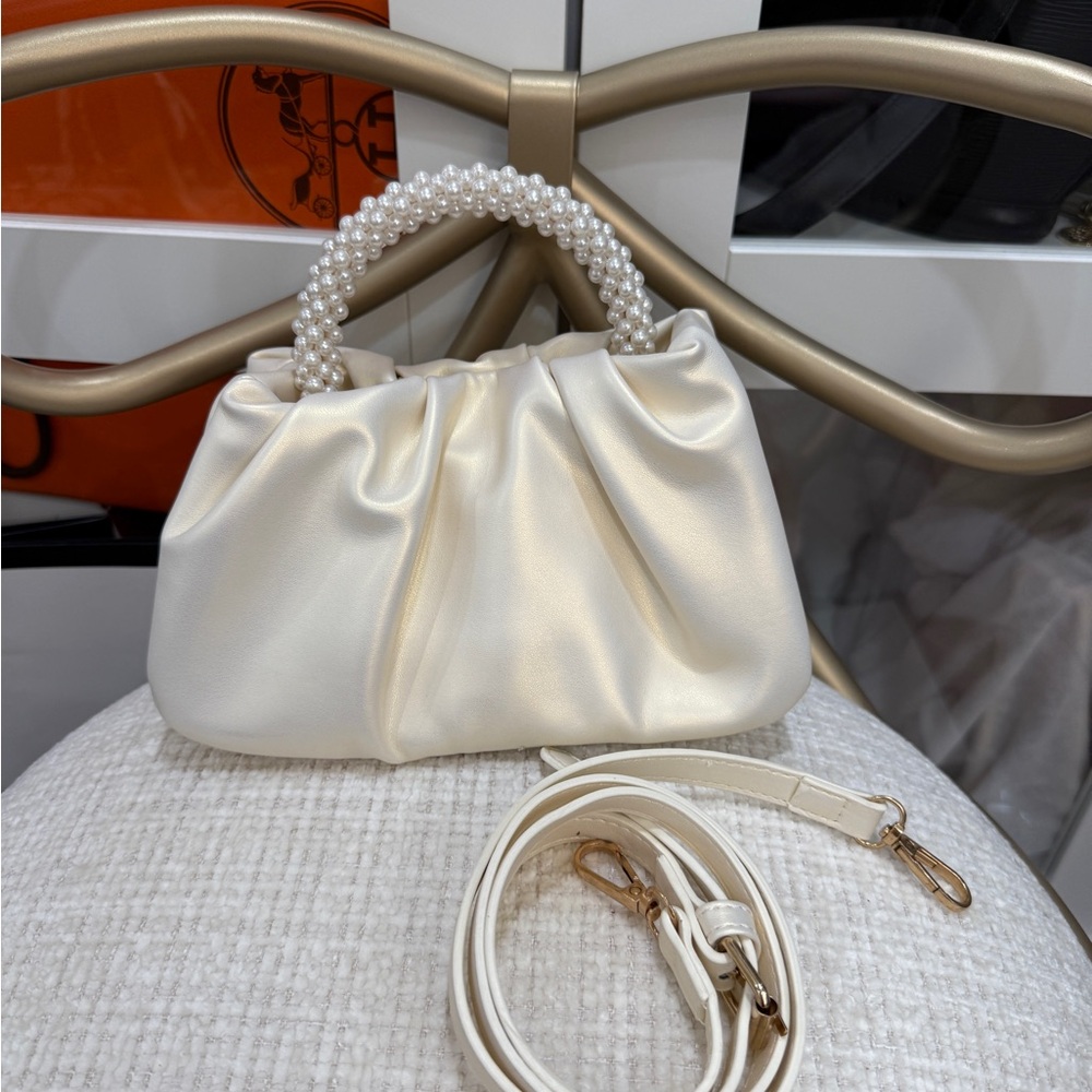 🌸 Korea Chic Pearl Leather & Handle Mini Bag 🌸